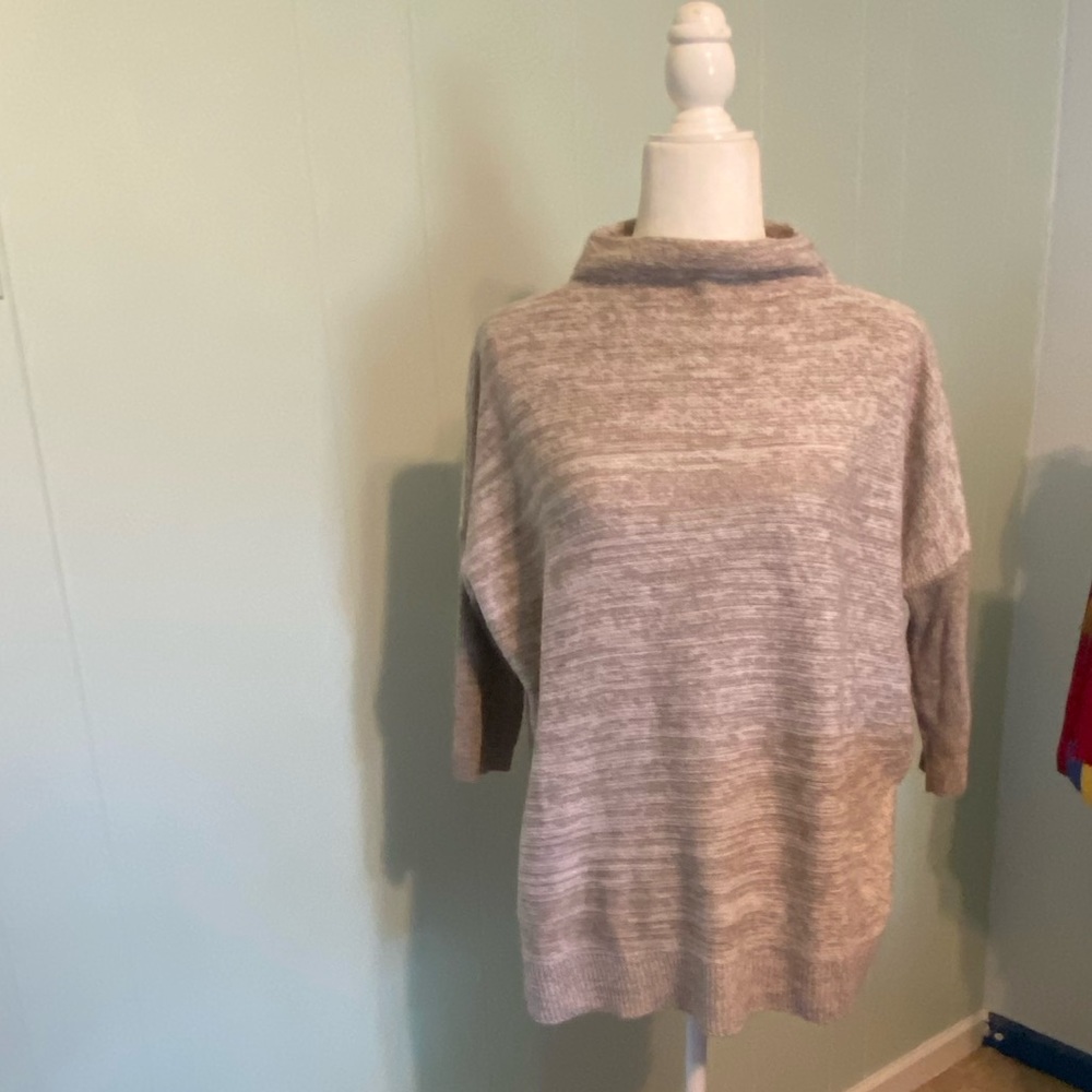 Cashmere sweater - Picture 1 of 2